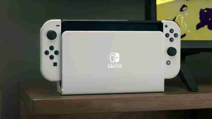 Nintendo Switch OLED: tutti i detta...